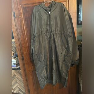 Pretty Little Things longline wind breaker, size 20